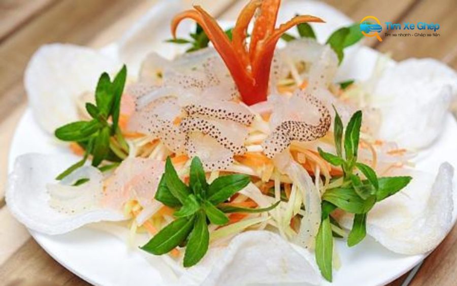 Nộm sứa Thái Thụy – Món ăn độc đáo từ biển Thái Bình
